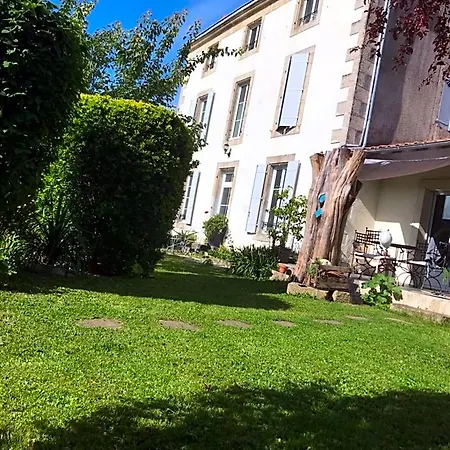 Chez Guilem Bed & Breakfast